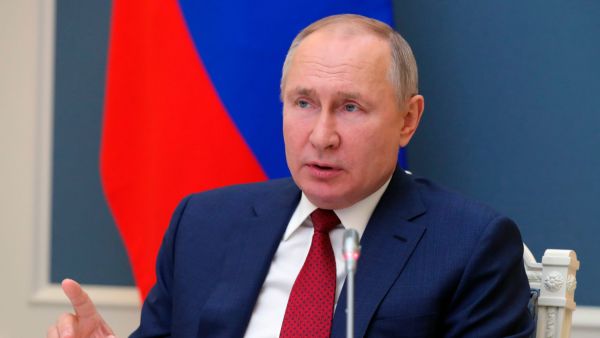 La valeur nette de Vladimir Poutine explorée alors que le président russe a ordonné une opération militaire en Ukraine